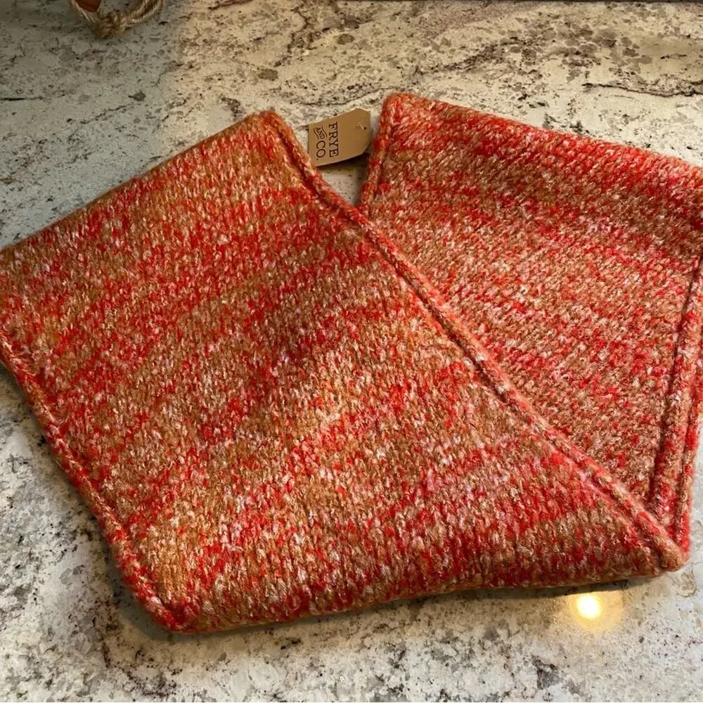 NEW NWT $60 Frye and Co. Space Dyed Women’s Infinity Holiday Gift Scarf